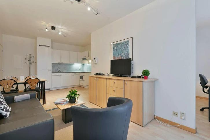 Appartement aan Avenue de la Renaissance, Brussels, Immo, Appartements & Studios à louer