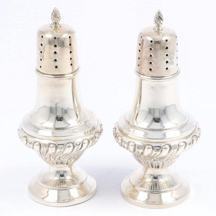 Levesley Brothers (London 1899) - Peper- en zoutstel (2) -, Antiek en Kunst, Antiek | Zilver en Goud