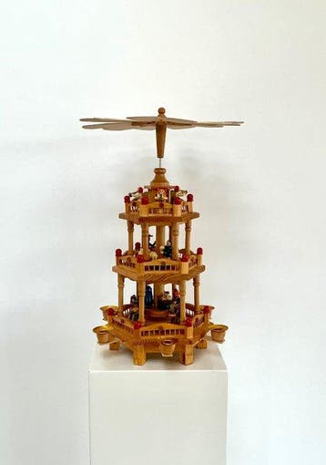 Crèche - Pyramide de Noël à trois étages - Bois - Original, Antiquités & Art