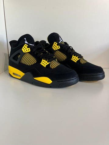 Air Jordan - Air Jordan 4 Retro Thunder - Sneakers - Maat:, Nieuw