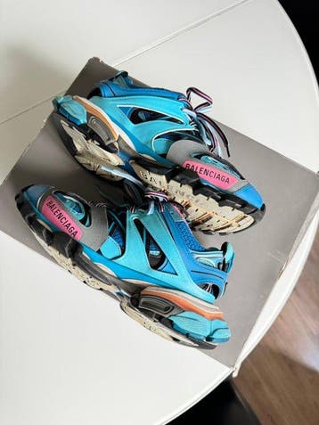 Balenciaga - Veterschoenen - Maat: EU 36, Nieuw