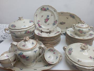 Ancienne Fabrique Royale Limoges - Service de table (60) -