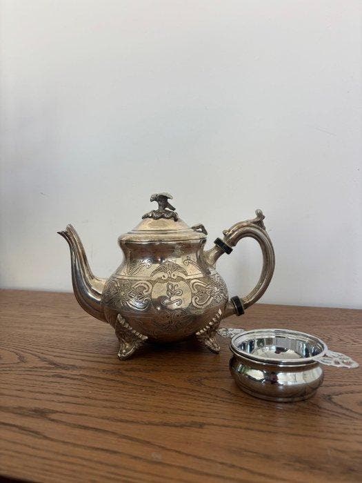 Theepot (2) - Verzilverd, Antiek en Kunst, Curiosa en Brocante