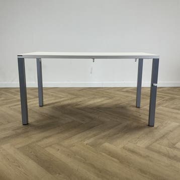 Wiesner-Hager kantinetafel 75x140x70 cm, wit - grijs, Bureau