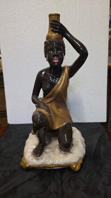Beeld, Beeld zittende moor - 45 cm - Porselein - 1950