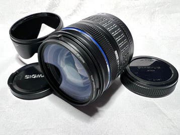 Olympus Olympus ZUIKO DIGITAL 14-42mm F3.5-5.6 ED – Four