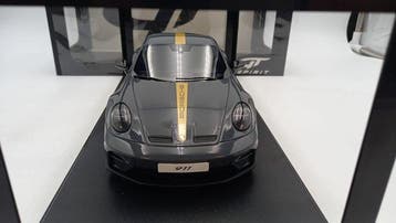 GT Spirit 1:18 - Modelauto - Porsche 911 (992.2) GT3 Touring, Nieuw
