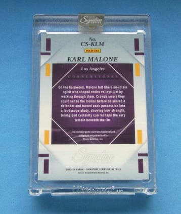2025 Panini Karl Malone /25 Auto Game Used Patch Limited, Nieuw