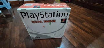 Sony - Playstation 1 (PS1) - PlayStation SCPH-7000 -