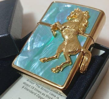 Zippo - Armor Turquoise Mother of Pearl Horse – 2025 – Caixa, Collections