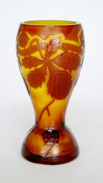 Fritz Heckert - Vaas - Kastanjesdecor - Cameo-Glas -, Antiek en Kunst
