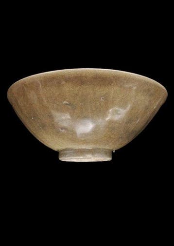 Oud-Chinees Kom en porselein met celadon glazuur -