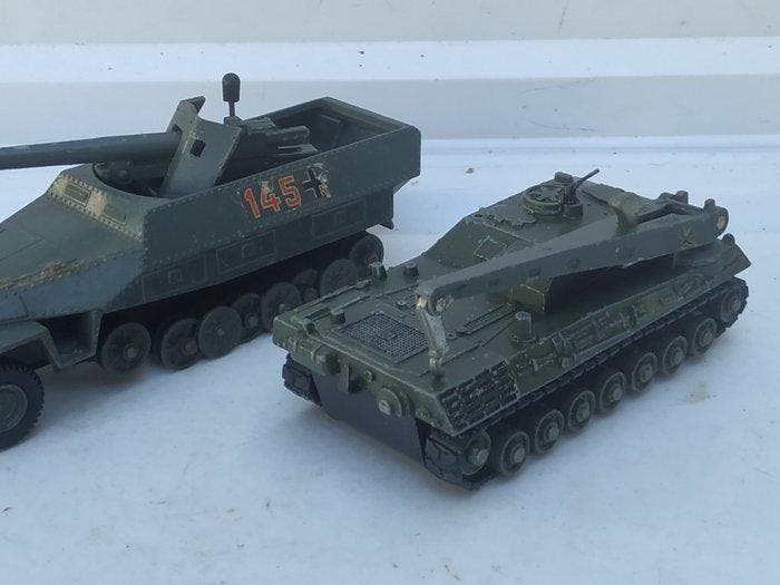 Dinky Toys 1:48 - Model militair voertuig (2) - Original, Hobby & Loisirs créatifs, Voitures miniatures | 1:5 à 1:12