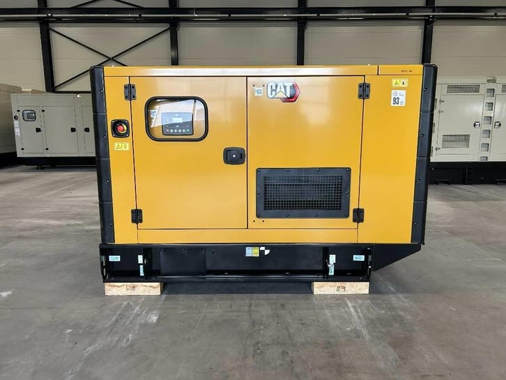 CAT DE88E0 - 88 kVA Generator - DPX-18012, Zakelijke goederen, Machines en Bouw | Aggregaten, Ophalen of Verzenden