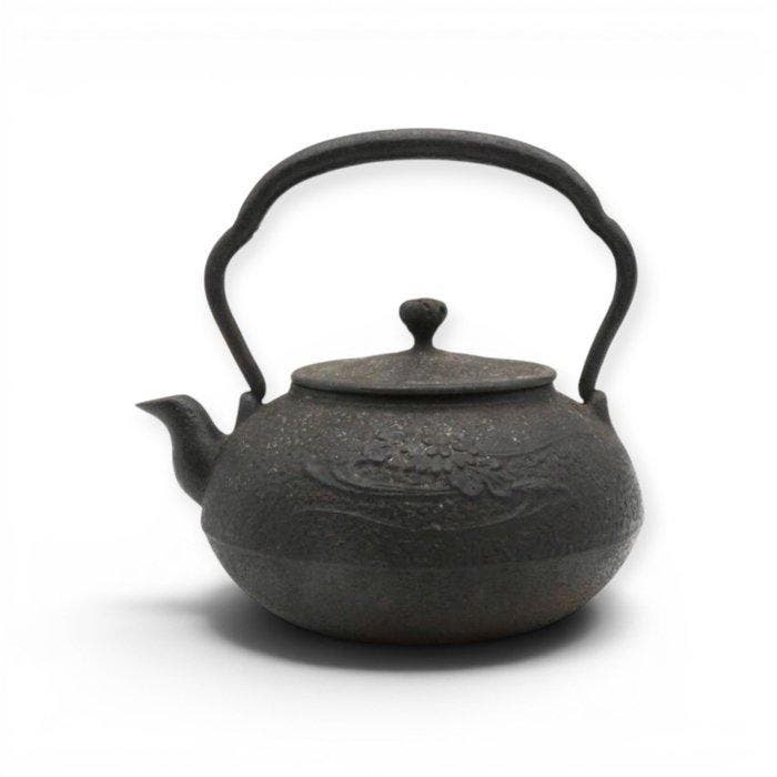 Nambu Morioka Sangend Iron Tetsubin – Traditionele, Antiquités & Art, Antiquités | Autres Antiquités