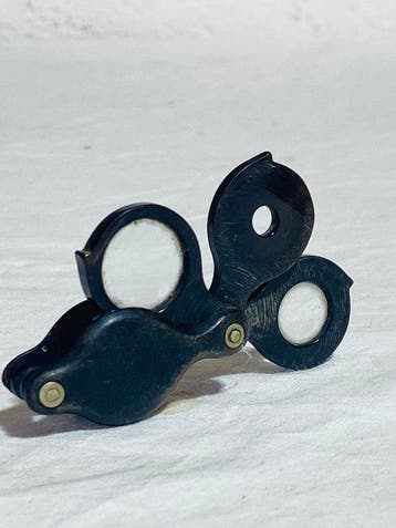 Loupe - Ancienne de lhorlogerie de précision pliante ,