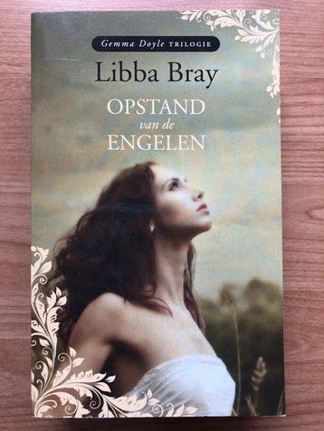 Opstand van de engelen 9789048003716, Livres, Verzenden