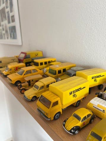 Modelauto - Assorted PTT Mail Vehicle, Nieuw