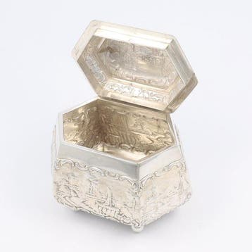 H. Hooijkaas. Theebus. - Theeservies - .833 zilver, Antiek en Kunst