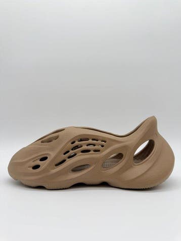 Yeezy X Adidas - Yeazy Foam Clay Taupe - Sneakers - Maat: EU, Kleding | Heren, Schoenen, Nieuw