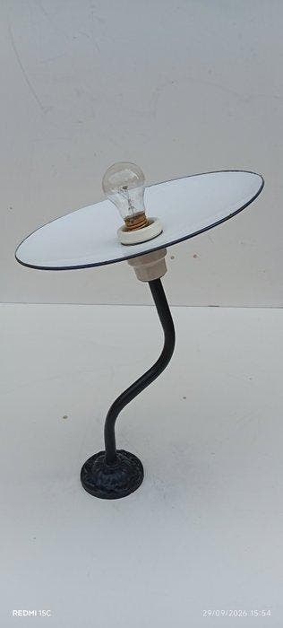 Lamp - geëmailleerd ijzer en ijzer - Geëmailleerde wandlamp