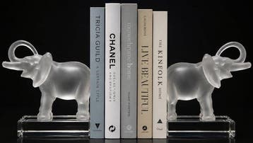 Lalique - Boekensteunen (2) - Olifant - Kristal - ontstaan, Antiek en Kunst