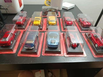 IXO 1:43 - Model sportwagen (11) - Ferrari Collection, Nieuw