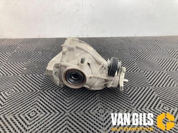 Differentieel achter Mercedes C-Klasse O288651