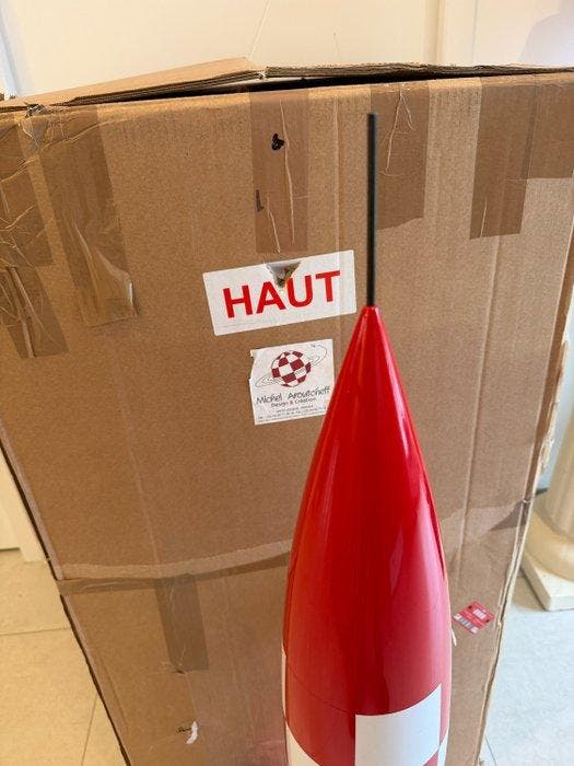 Tintin - 1 Fusée Aroutcheff + handtekening - 114 cm, Livres, BD | Comics