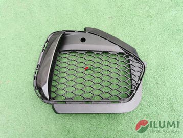 Rechter grille voorbumper Maserati Grecale GT 670170792, Verzenden, Gebruikt