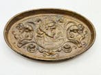 Decoratief ornament - Frankrijk - Mythologisch reliëf