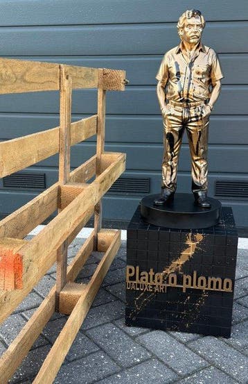 Daluxe Art - 1999 • Pablo Escobar XXL Display 90cm