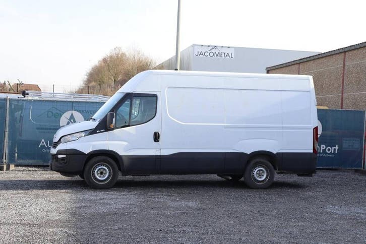 Veiling: Bestelwagen IVECO Daily Diesel 2019, Auto's, Bestelwagens en Lichte vracht, Ophalen