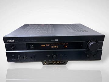 Yamaha - DSP-AX620 / 5.1-kanaals AV-versterker Solid state