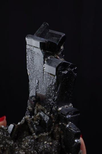 De Zwarte Obelisk ferberiet en arsenopyriet