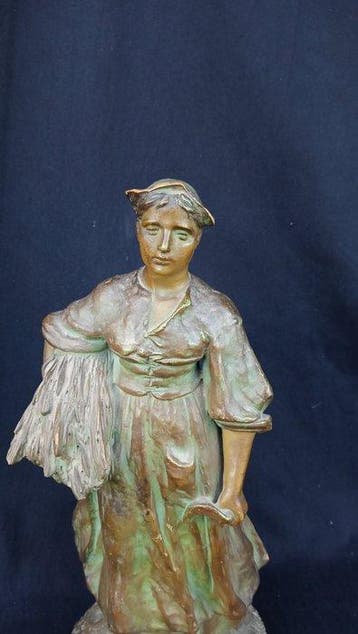 A. Cataldi - Beeld, Mietitrice con spighe e falcetto - 35 cm