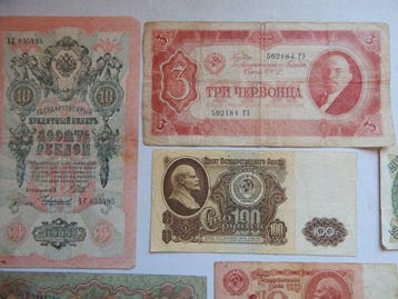 Rusland. Collection of 60+ coins and banknotes incl. silver,