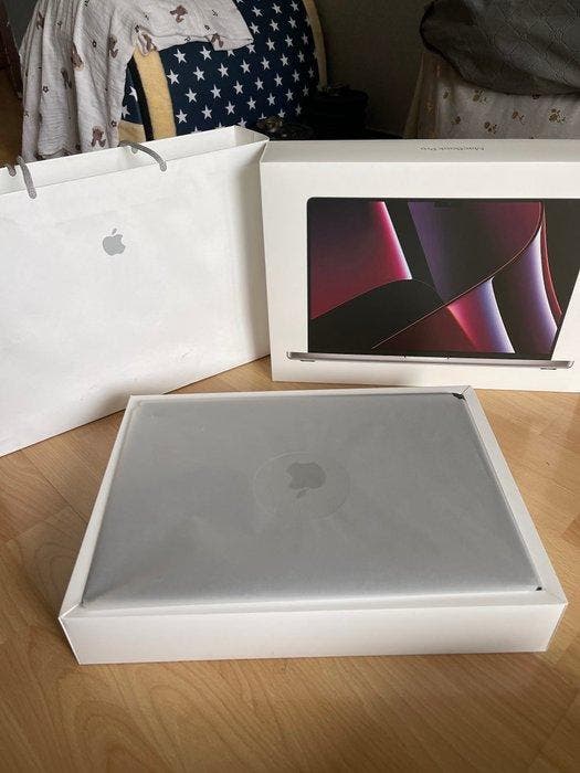 Apple MacBook Pro 16 inch (2023) | M2 Max | 32GB RAM | 1TB, Games en Spelcomputers, Spelcomputers | Overige Accessoires