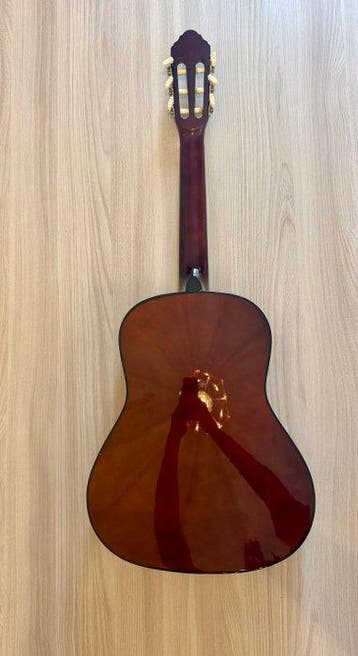 EKO - - Klassieke gitaar - 2013 (Zonder minimumprijs)