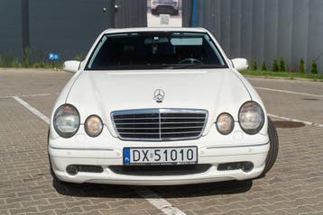 Mercedes-Benz - E55 AMG - 2000