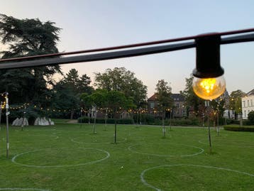 Commerciële Kwaliteit E27 String Licht 50M Met 50 Fittingen, Verzenden