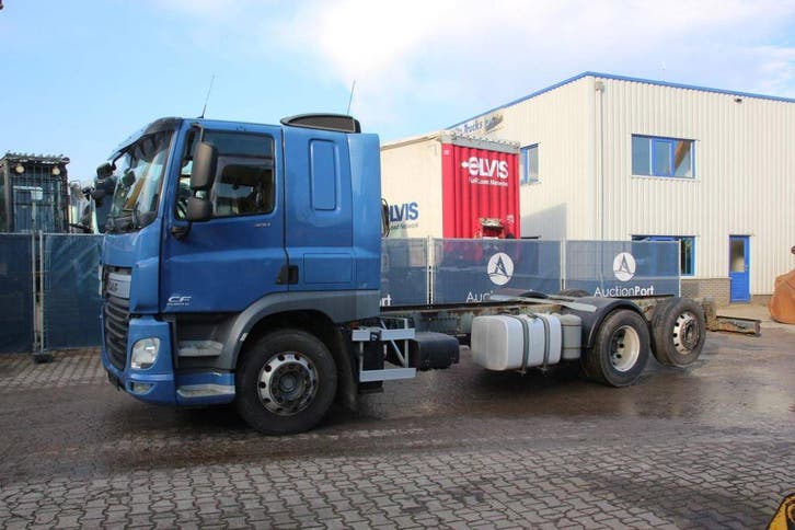 Veiling: Chassis Cabine DAF CF EURO 6 Diesel 2015, Autos, Camions, Enlèvement