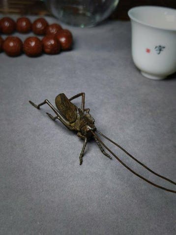 Decoratief ornament - cricket - Japan - puur koperen krekel, Antiek en Kunst