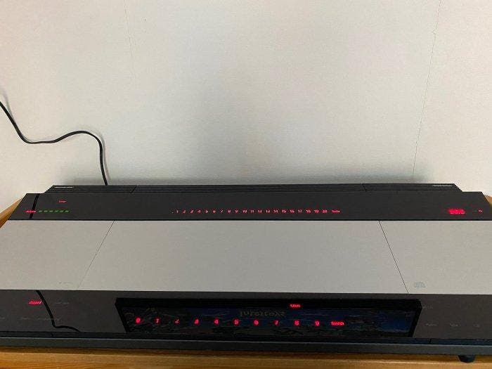Bang & Olufsen - Beocenter 9000 Gold Hifi-set, Audio, Tv en Foto, Stereoketens