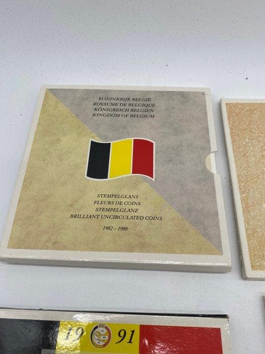 Belgique. 1982-1997 ensemble de 10 coffrets FDC (Sans prix, Timbres & Monnaies, Monnaies | Pays-Bas