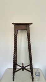 Plantentafel - Eik - hoge bobbin bijzettafel