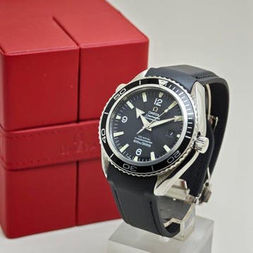 Omega - Seamaster Planet Ocean James Bond “Casino Royal” -, Nieuw