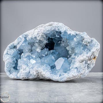 Natuurlijke celestiet-druse – Hemelsblauwe schat uit de, Verzamelen, Mineralen en Fossielen