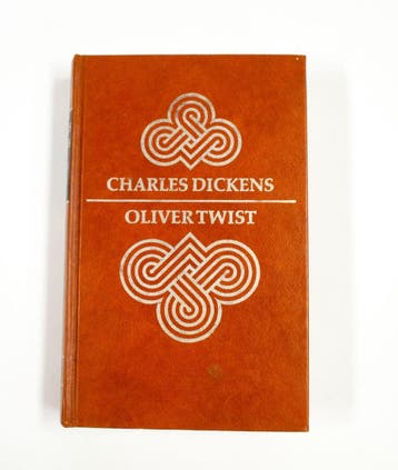 Oliver Twist / Amstelpaperbacks 9789020439960 Dickens, Verzenden, Dickens