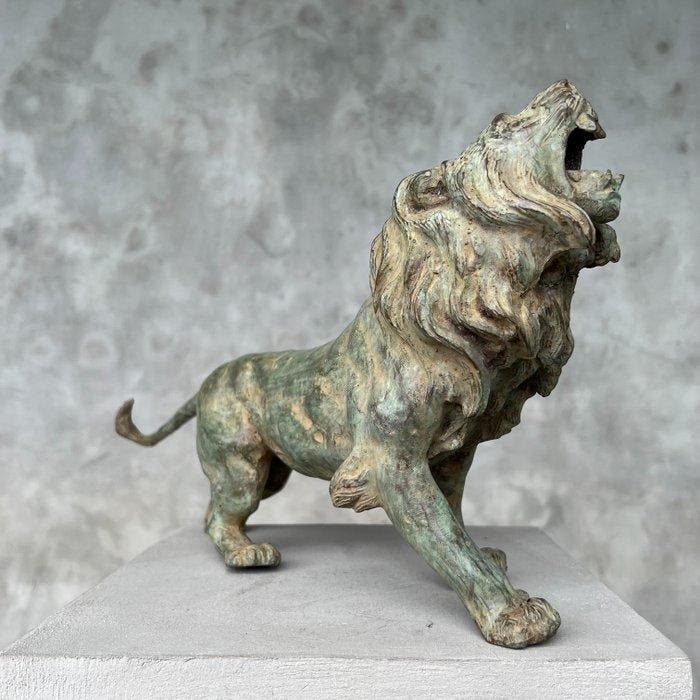 Figuur - NO RESERVE PRICE - Roaring Lion Sculpture - Brons, Antiquités & Art, Curiosités & Brocante